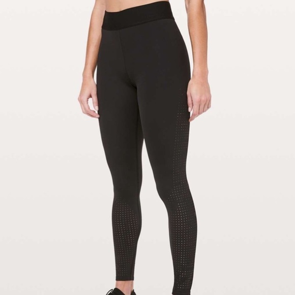 LULULEMON X soulcycle ride & reflect tight 28” size 4 - Picture 4 of 13